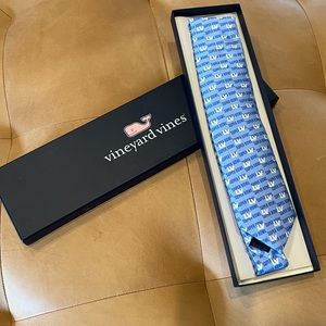Vineyard vines limited edition Super Bowl LV tie